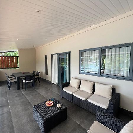 Le Port Guest House Baie Sainte Anne Esterno foto